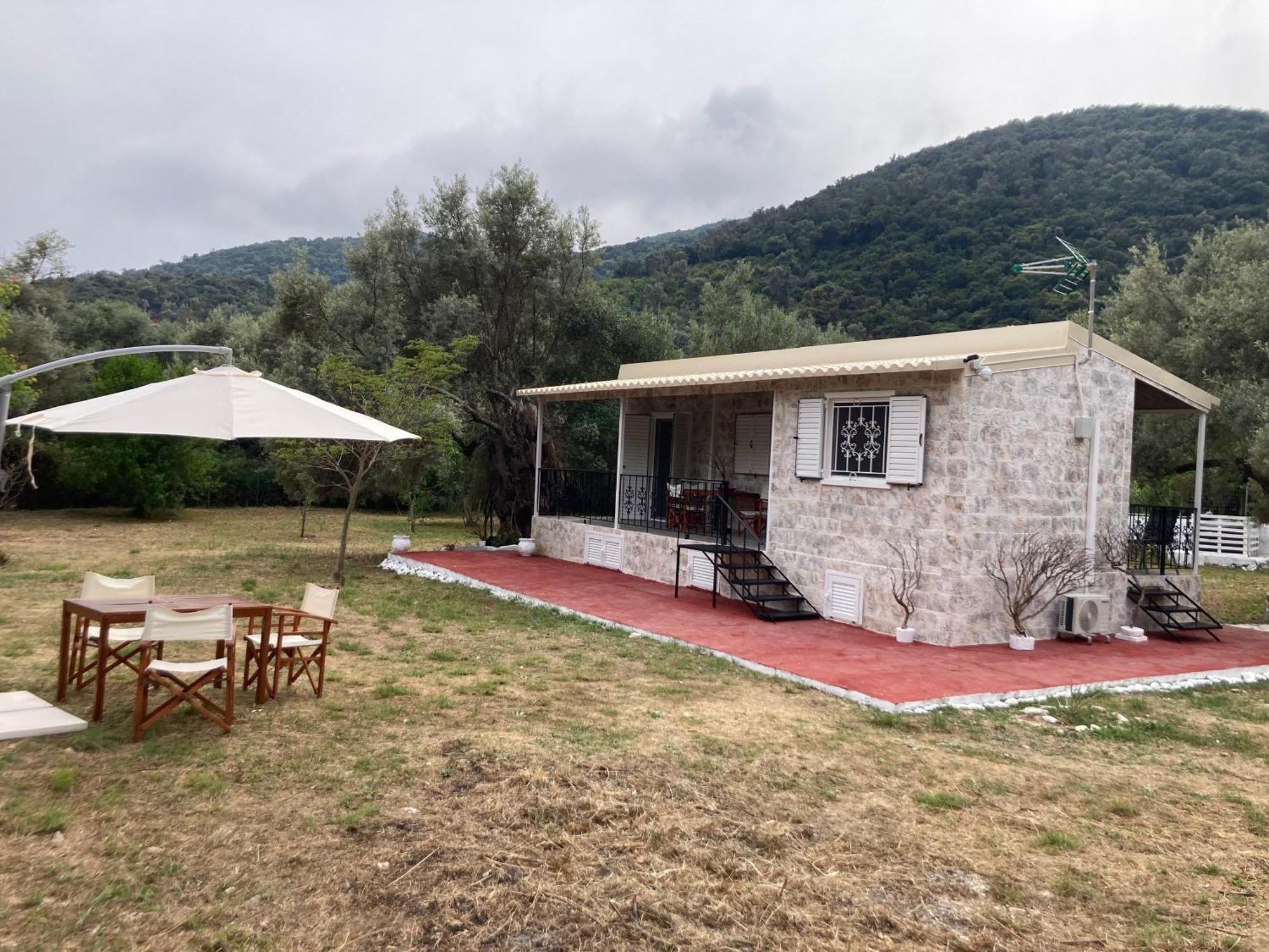 Helios Beach House Mikros Gialos Exterior photo