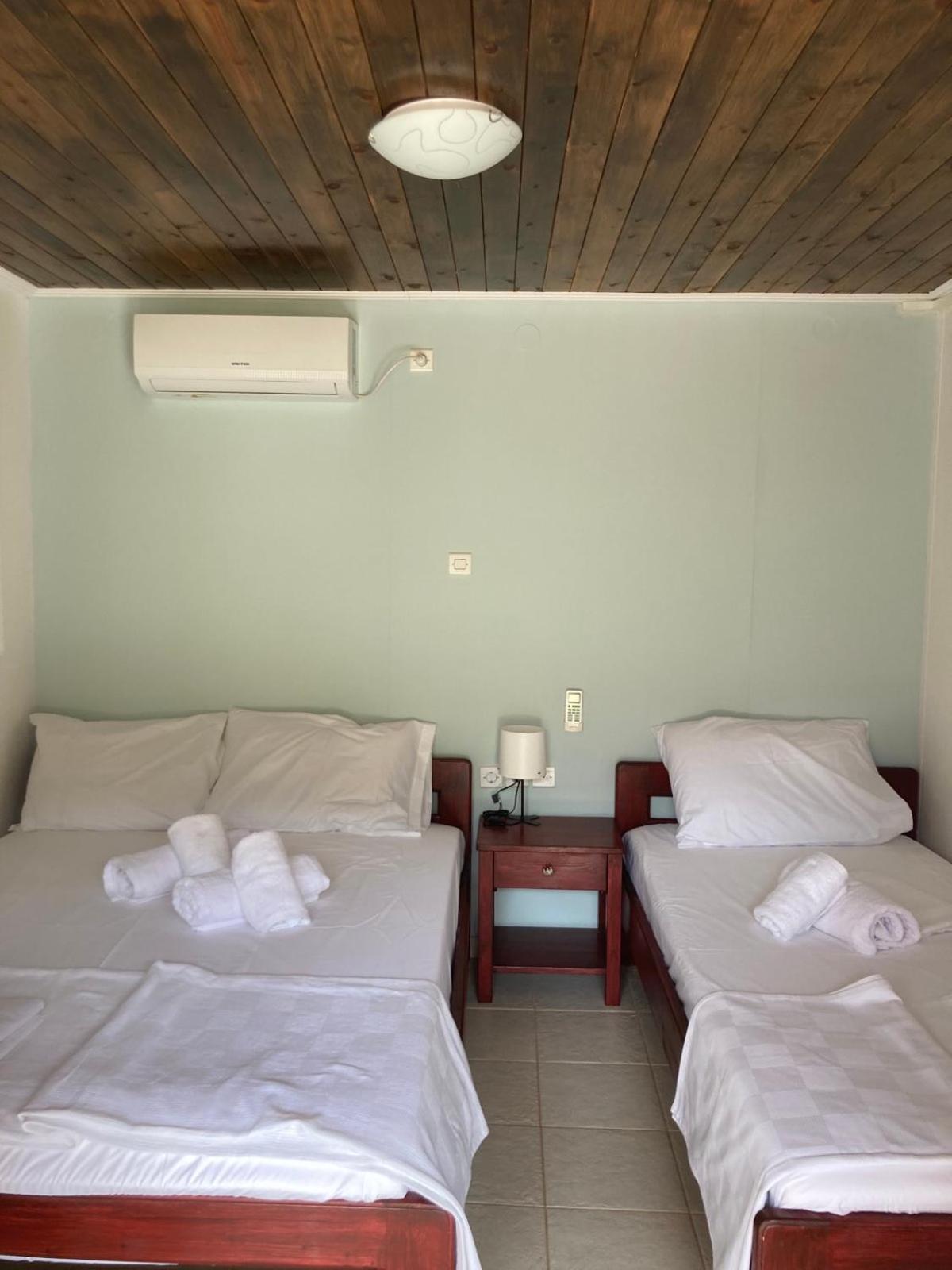 Helios Beach House Mikros Gialos Exterior photo